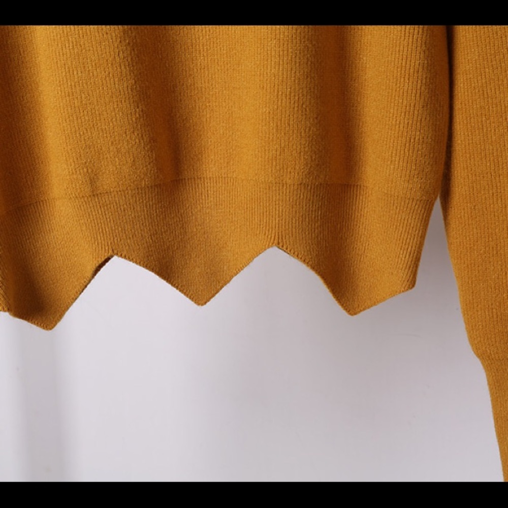 Round Neck Sweater - Picture 6 of 8